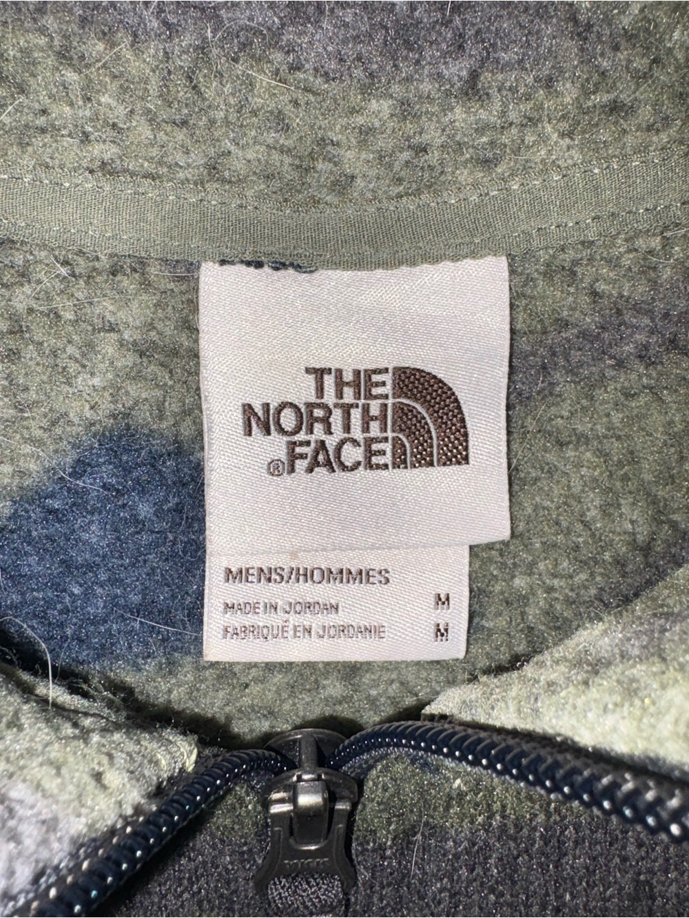 The North Face Men's Gordon Lyons 1/4-Zip Fleece Pullover - Picture 3 of 11